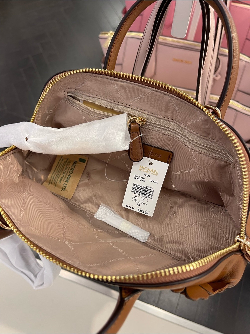 MICHAEL KORS Petra Sm Signature Logo Floral Embellished Crossbody
Luggage
NWT - Picture 11 of 15